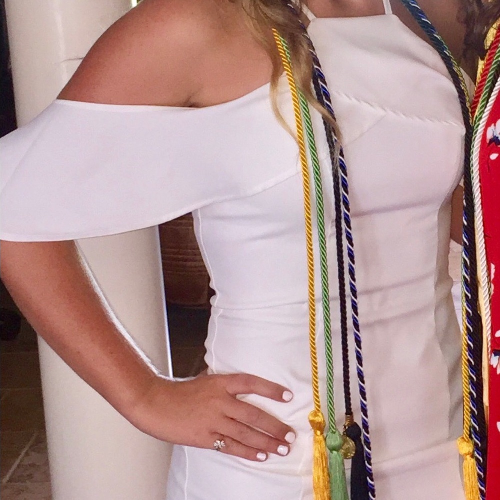 Dress - Picture 2 of 2